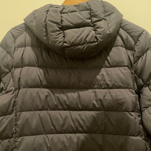 Uniqlo Ultra Light Down Hooded Jacket - Picture 6 of 7